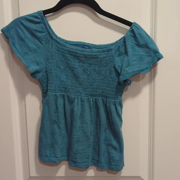 Girls Old Navy Blue Smocked Peasant Top - Picture 1 of 3